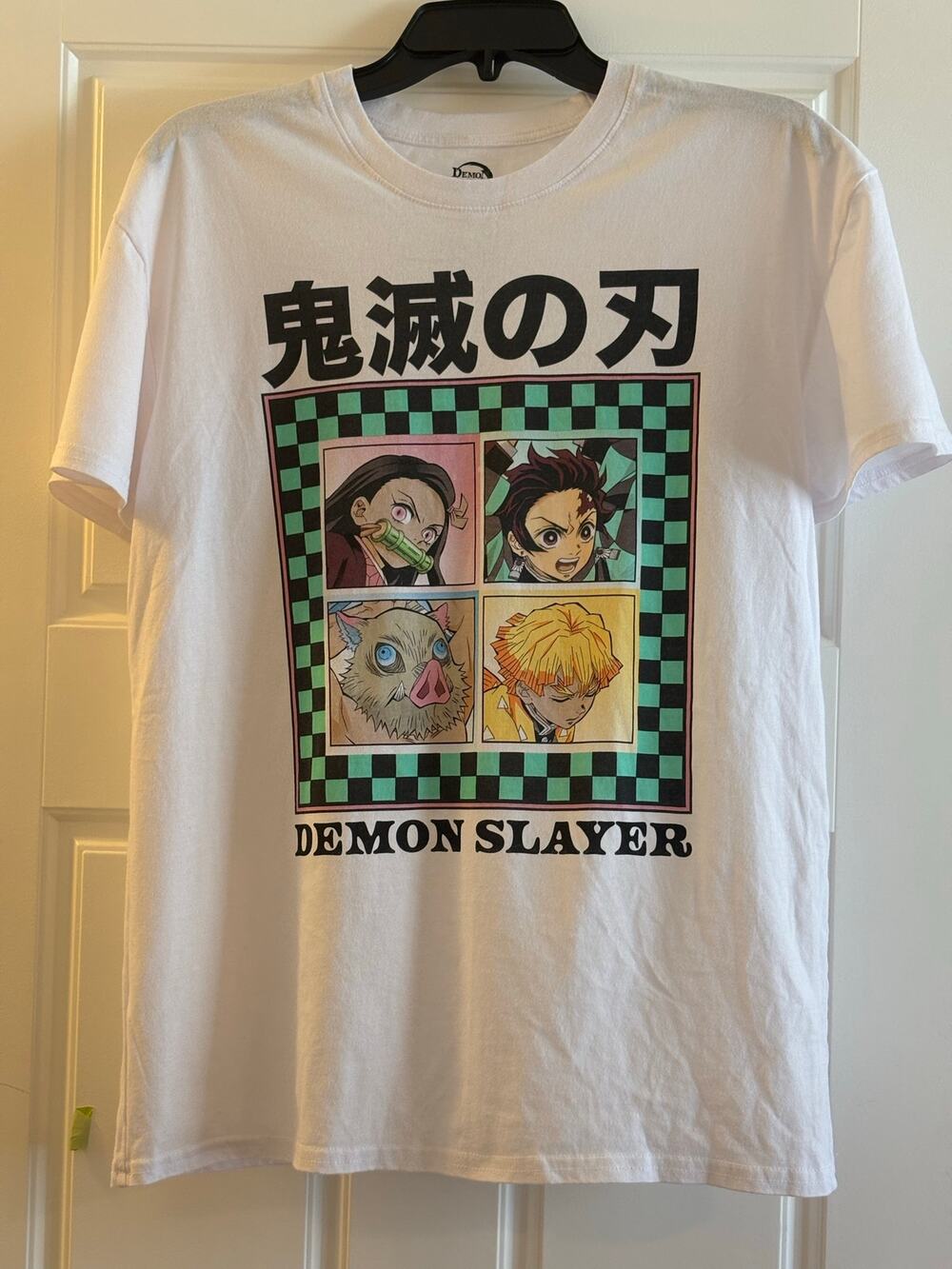 Demon Slayer Aniplex T-Shirt Size M Tanjiro Nezuko Inosuke Zenitsu